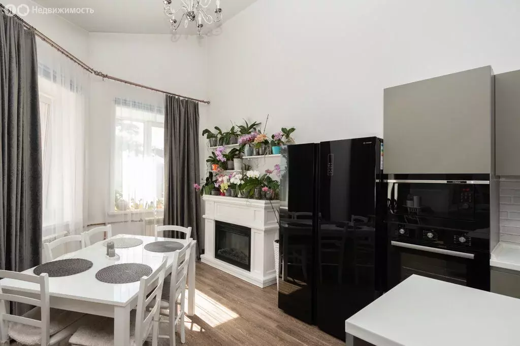 Дом в Иркутск, улица Жуковского, 58/1 (163 м) - Фото 1