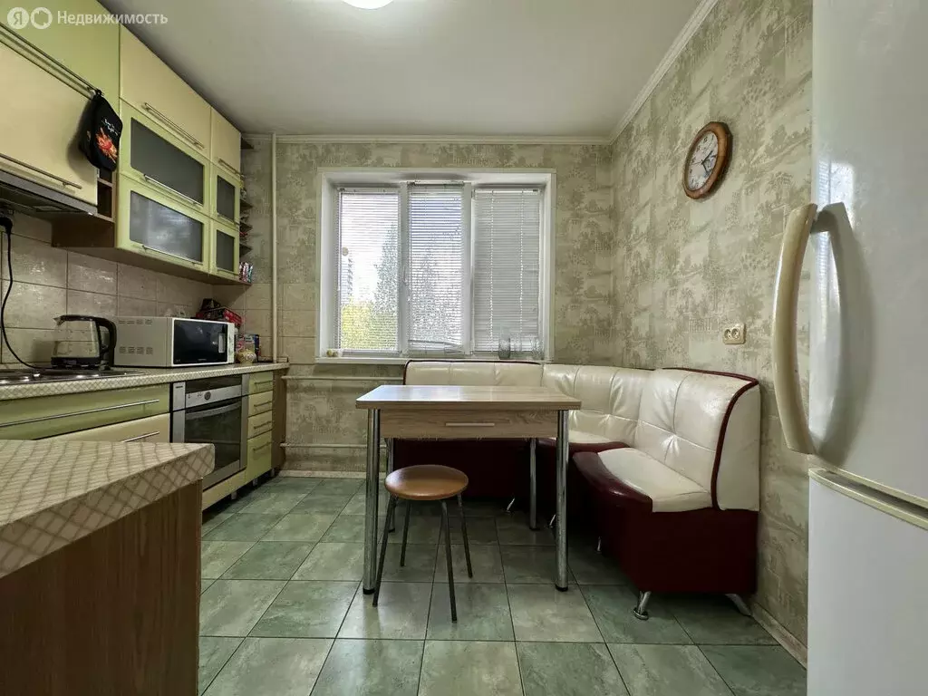 4-комнатная квартира: Колпино, Оборонная улица, 2 (89.2 м) - Фото 1