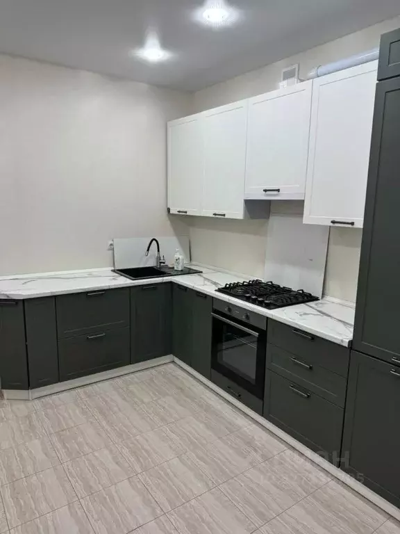 3-к кв. Северная Осетия, Владикавказ ул. Курсантов-Кировцев, 29 (80.0 ... - Фото 1