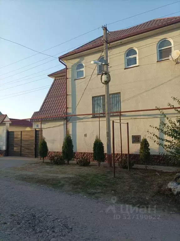 Дом в Кабардино-Балкария, Чегем ул. Мафедзова, 14 (350 м) - Фото 2