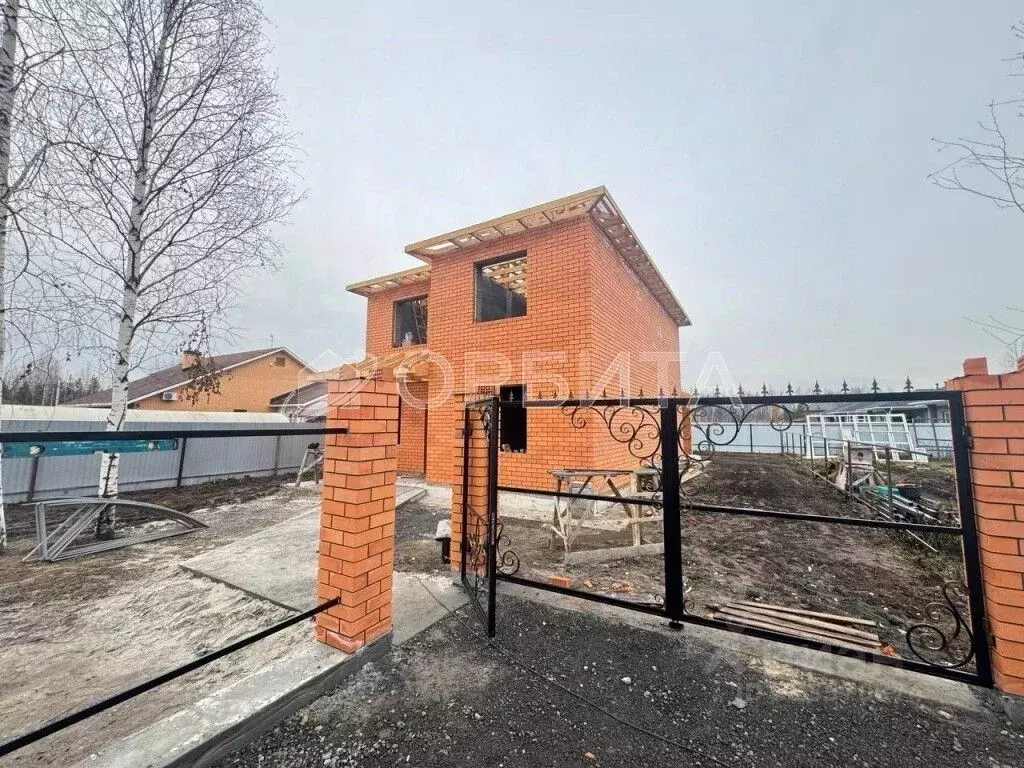 Дом в Тюменская область, Тюмень Медик СНТ, ул. Морковная, 87 (160 м) - Фото 1