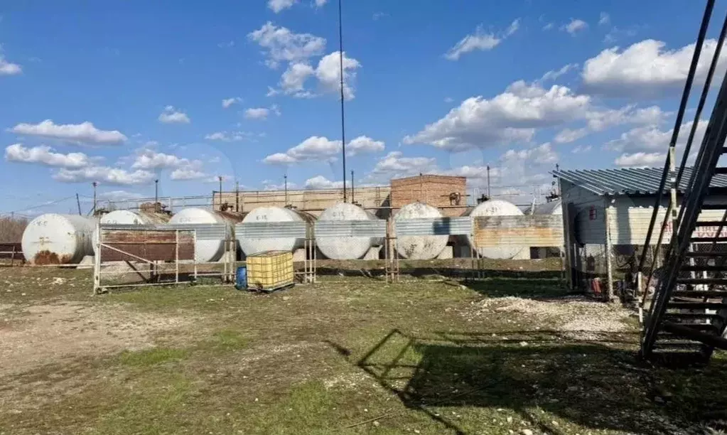 Аренда нефтебазы с ж/д путями - Фото 0