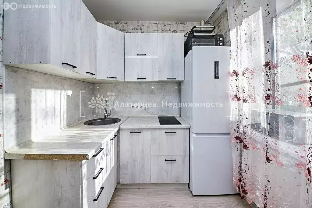 2-комнатная квартира: Томск, улица Пушкина, 52Д (46 м) - Фото 1