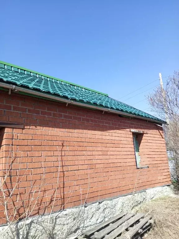 Дом в Челябинская область, Октябрьский район, Никольское с/пос, с. ... - Фото 2