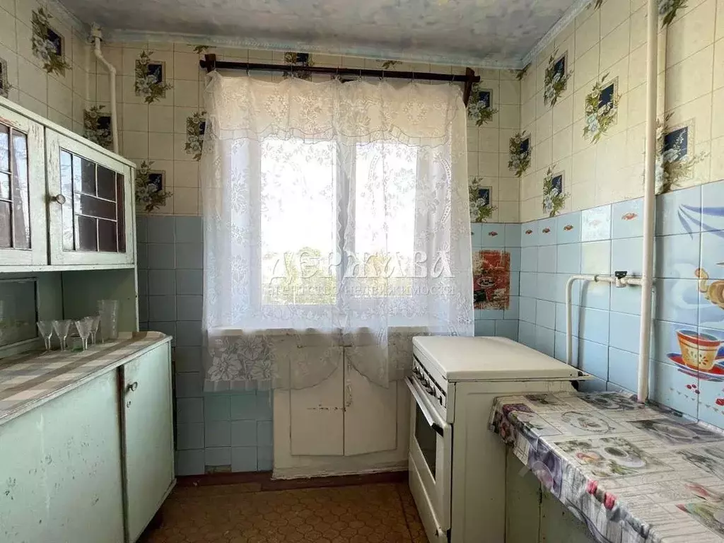 2-к кв. Белгородская область, Губкин ул. Кирова, 44 (40.5 м) - Фото 1