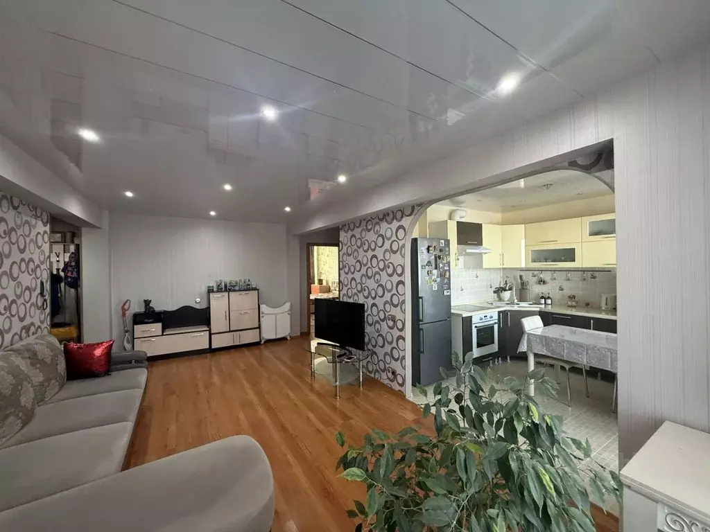 3-к кв. Забайкальский край, Краснокаменск 8-й мкр, 820 (68.4 м) - Фото 1