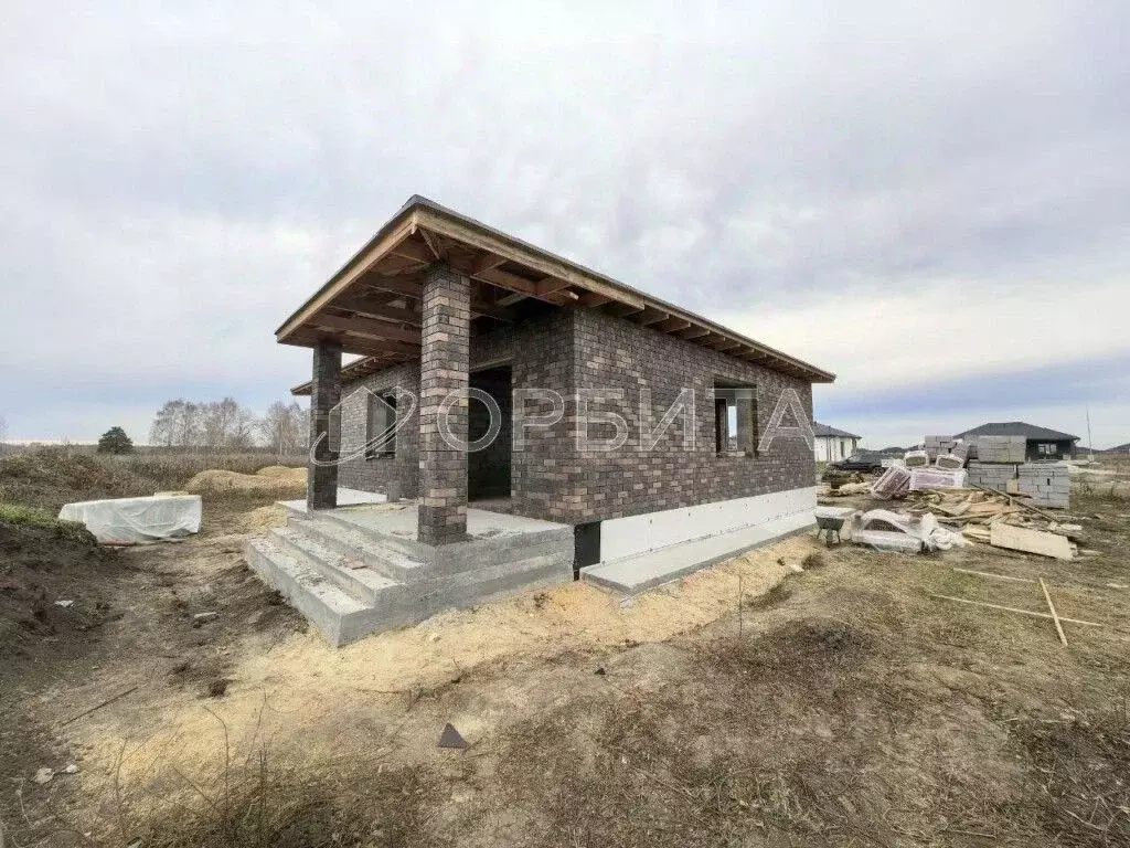 Дом в Тюменская область, Тюменский муниципальный округ, Онегин кп  ... - Фото 1