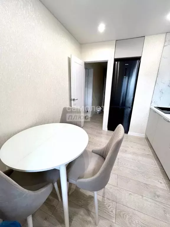 2-к кв. Татарстан, Казань ул. Хусаина Мавлютова, 19 (60.0 м) - Фото 1