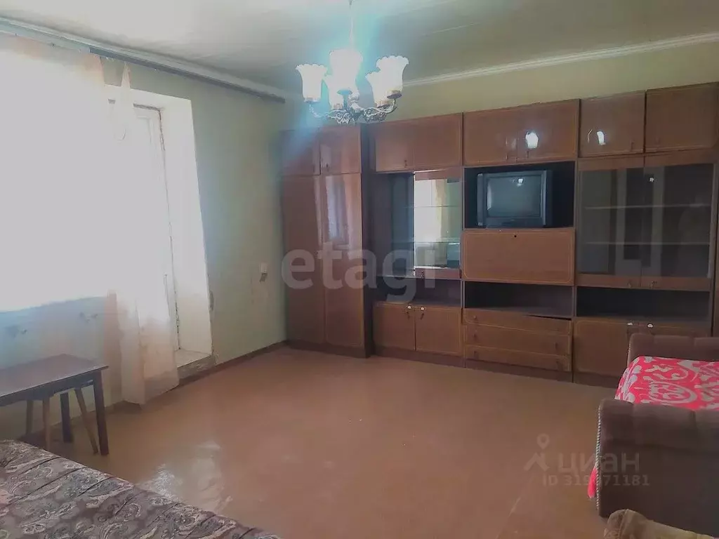 3-к кв. Калужская область, Дзержинский район, Товарково городское ... - Фото 1