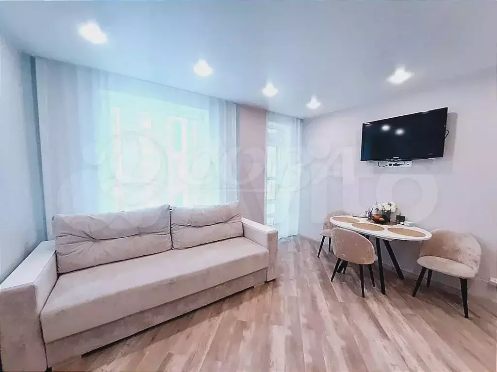 1-к. квартира, 45 м, 7/18 эт. - Фото 0