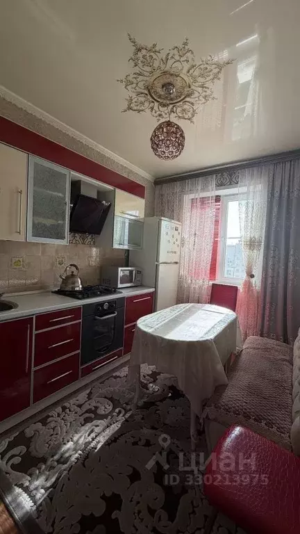 3-к кв. Астраханская область, Астрахань ул. Бабаевского, 41 (69.7 м) - Фото 1