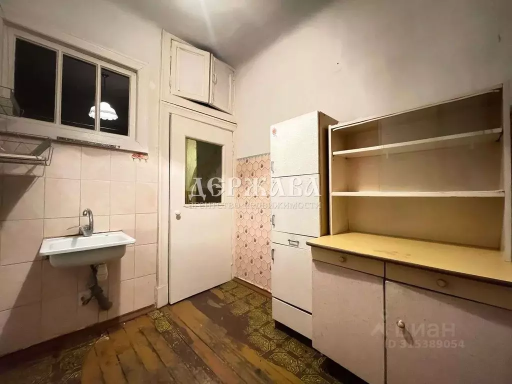2-к кв. Белгородская область, Губкин Советская ул., 13 (62.0 м) - Фото 1