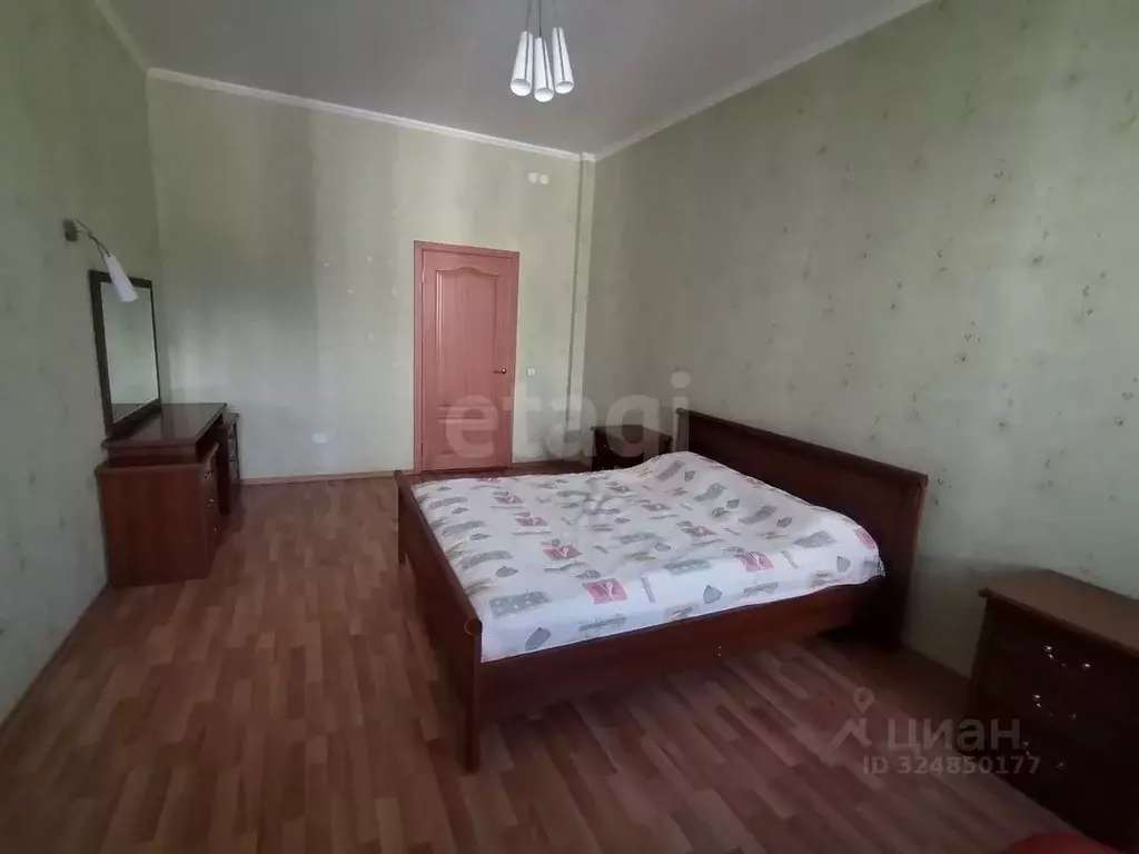 2-к кв. Архангельская область, Архангельск Вельская ул., 1 (93.6 м) - Фото 1