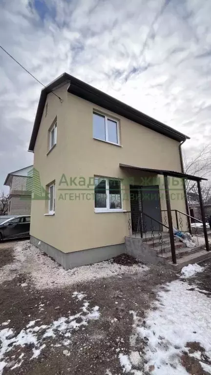 Дом в Саратовская область, Энгельсский район, Красноярское ... - Фото 1