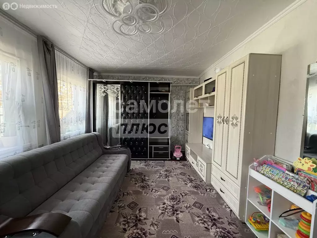 Дом в Славянск-на-Кубани, улица Победы (55 м) - Фото 1