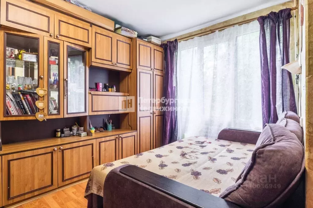 3-к кв. Санкт-Петербург просп. Ветеранов, 48 (42.2 м) - Фото 1
