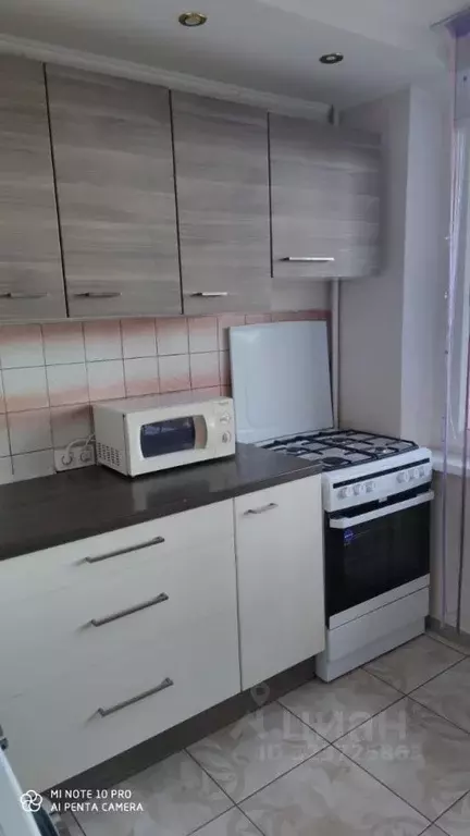 1-к кв. Краснодарский край, Сочи Завокзальный мкр, ул. Тоннельная, 6 ... - Фото 0