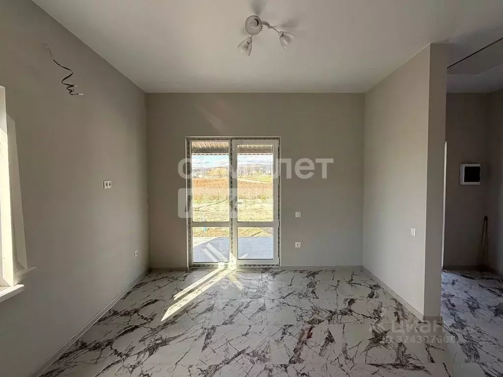 Дом в Краснодарский край, Новороссийск городской округ, Семигорский ... - Фото 1