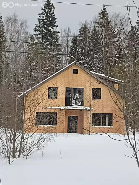 Дом в Дмитровский городской округ, дачный посёлок Аусбург (200 м) - Фото 0