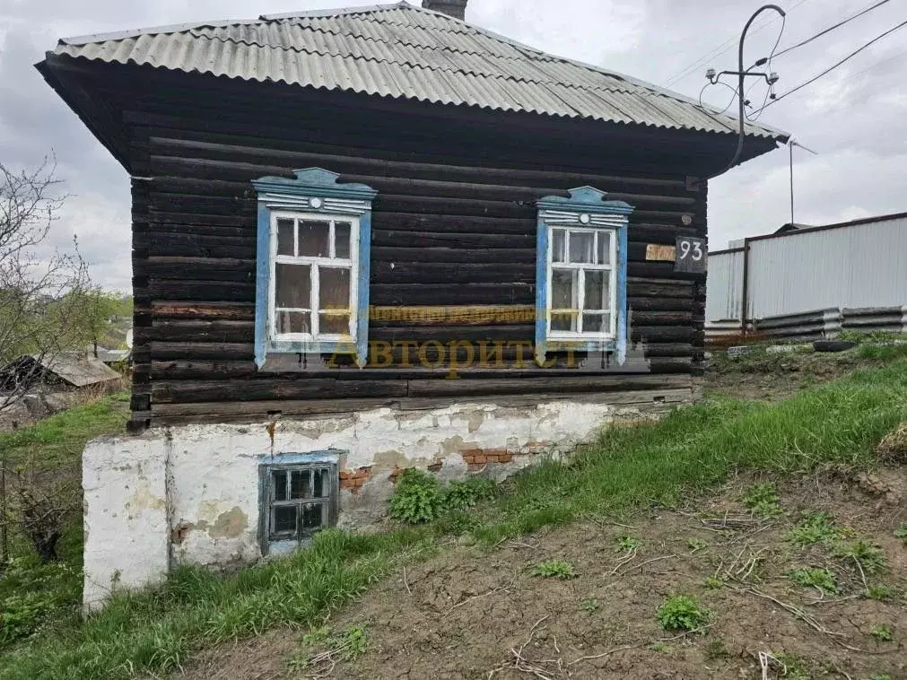 Дом в Кемеровская область, Ленинск-Кузнецкий ул. Буденного, 93 (51 м) - Фото 0