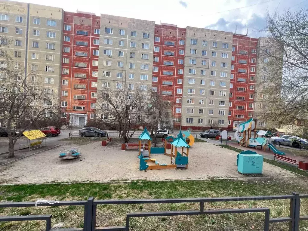 3-к кв. Свердловская область, Екатеринбург ул. Водная, 19 (62.8 м) - Фото 0