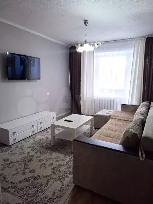 1-к. квартира, 35 м, 2/5 эт. - Фото 0