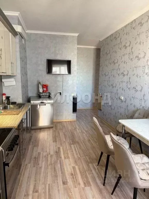 3-к кв. Хакасия, Абакан ул. Кирова, 120к2 (92.4 м) - Фото 1
