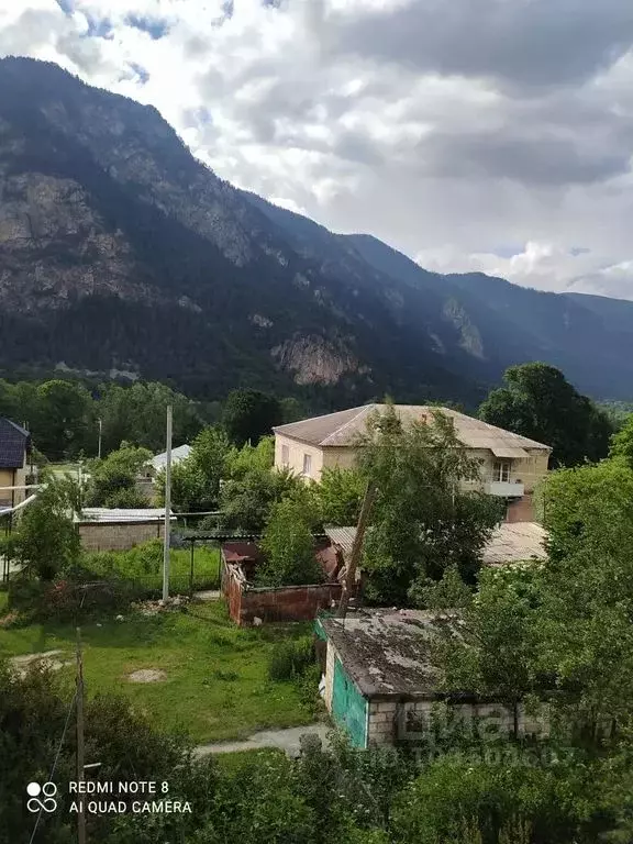 2-к кв. Карачаево-Черкесия, Теберда Карачаевский городской округ, ул. ... - Фото 1