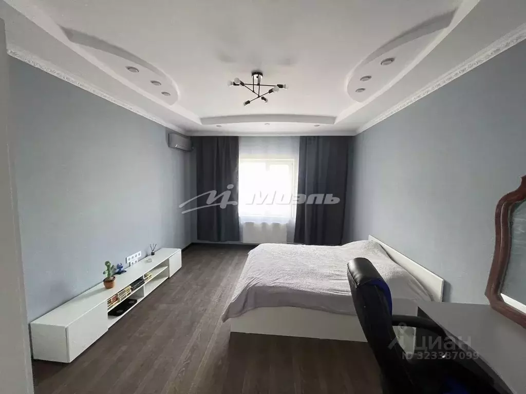 Дом в Крым, Симферопольский район, с. Мирное ул. Кезлев, 1 (269 м) - Фото 1