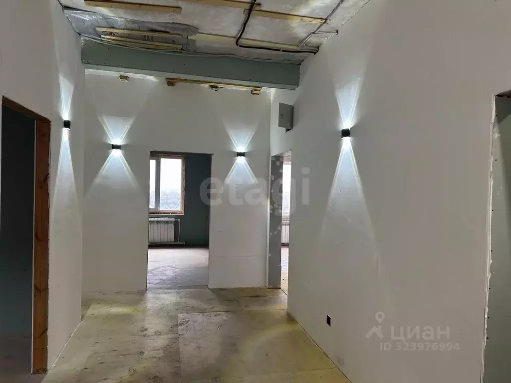 Дом в Саратовская область, Саратов проезд 2-й Сиреневый, 7 (140 м) - Фото 1