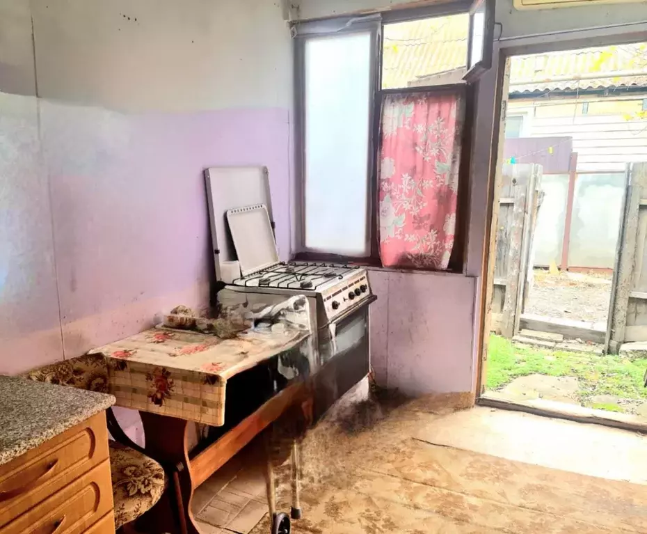 3-к кв. Астраханская область, Астрахань ул. Сенявина, 28 (23.0 м) - Фото 1