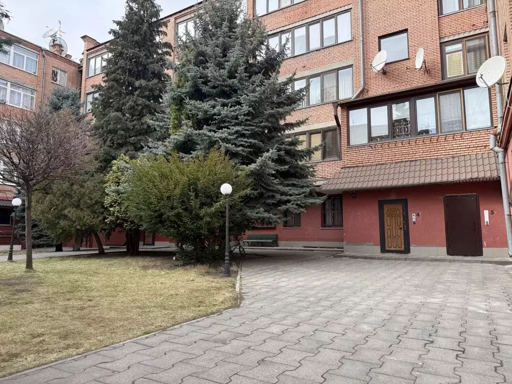 6-к кв. Северная Осетия, Владикавказ ул. Карла Маркса, 43/4Б (148.0 м) - Фото 1