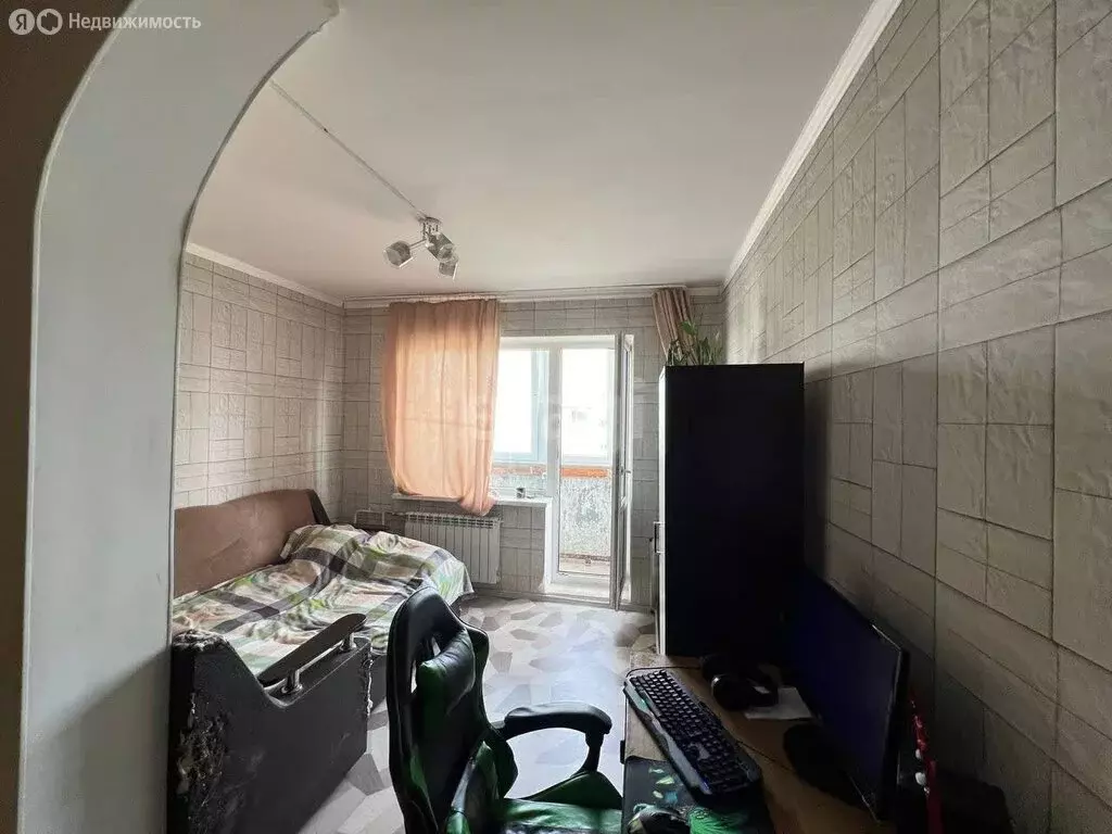 1-комнатная квартира: Калининград, улица Ульяны Громовой, 61 (37.4 м) - Фото 0