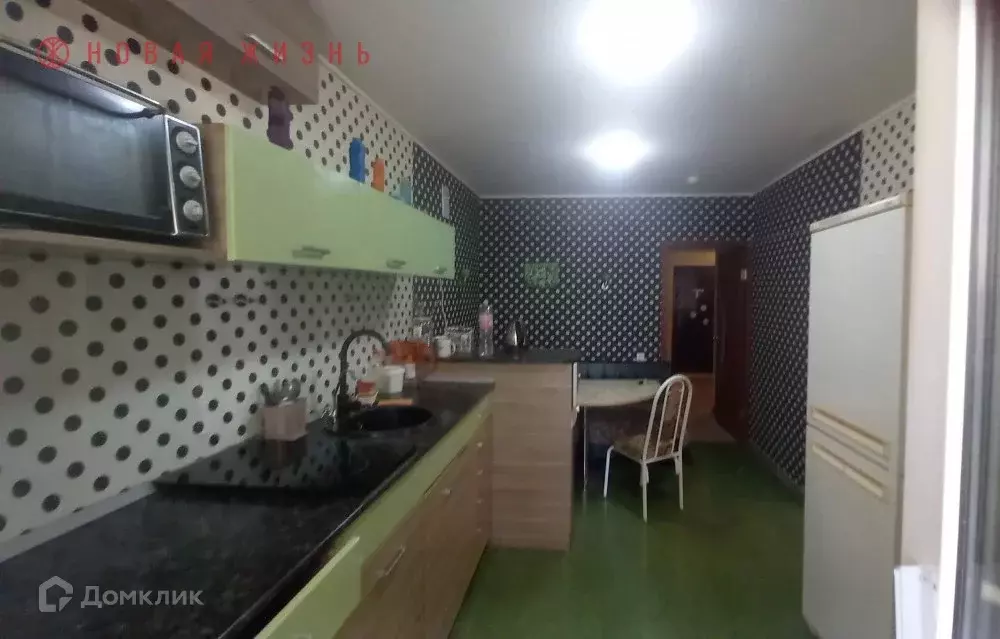 Продаётся 2-к квартира, 71.8 м - Фото 0