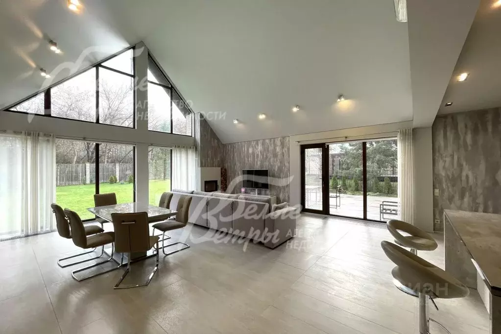 Дом в Москва Президент кп,  (260 м) - Фото 1