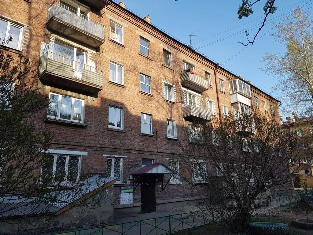 2-к кв. Иркутская область, Иркутск ул. Баррикад, 143 (44.0 м) - Фото 1