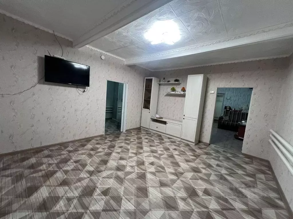 Дом в Оренбургская область, Александровский район, Хортицкий ... - Фото 1