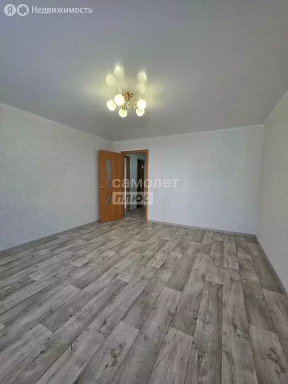 1-комнатная квартира: Октябрьский, улица Кортунова, 10 (36 м) - Фото 1