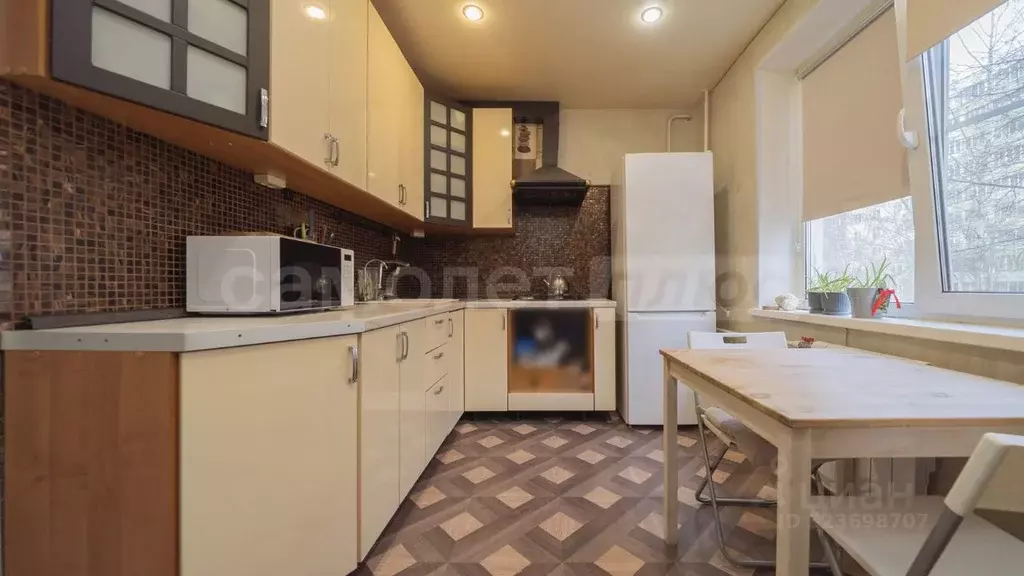 1-к кв. Московская область, Наро-Фоминск ул. Комсомольская, 3 (37.5 м) - Фото 2