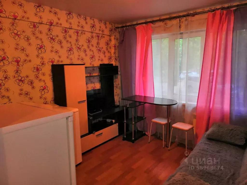 Студия Красноярский край, Красноярск ул. Анатолия Гладкова, 7 (18.0 м) - Фото 1