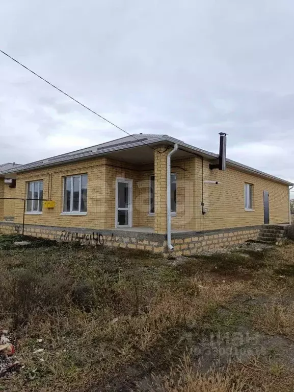 Дом в Ставропольский край, Михайловск Шпаковский район, ул. Вадима ... - Фото 1