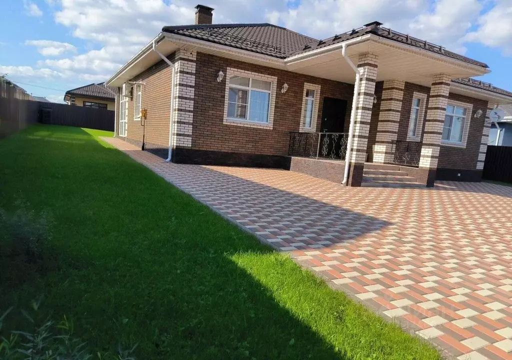 Дом в Калужская область, Калуга ул. Космонавта Леонова (160 м) - Фото 1