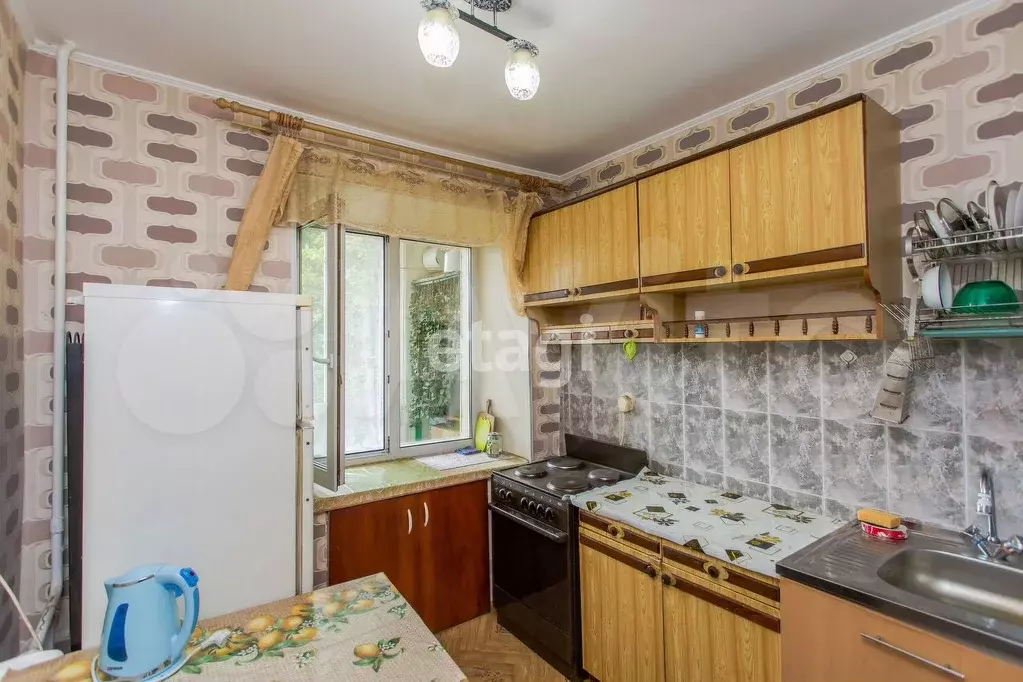 1-к. квартира, 32 м, 4/9 эт. - Фото 0