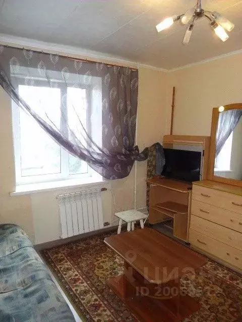 Комната Свердловская область, Екатеринбург ул. Репина, 21 (12.0 м) - Фото 1