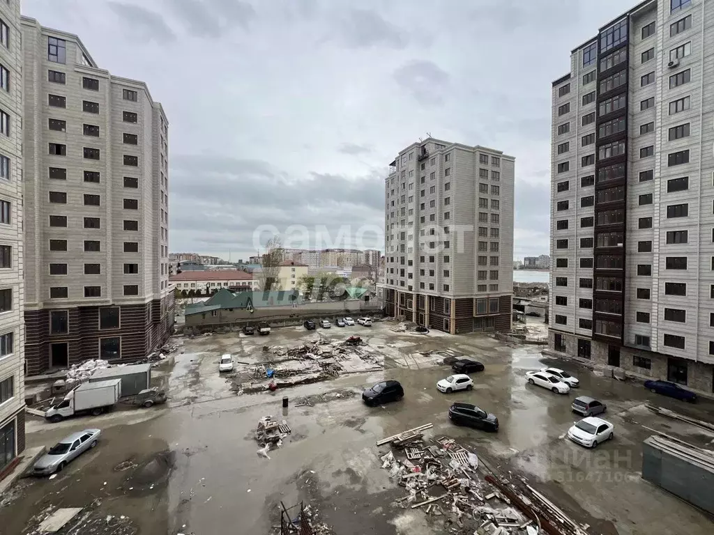 3-к кв. Дагестан, Махачкала ул. Азизова, 44Г (112.0 м) - Фото 0