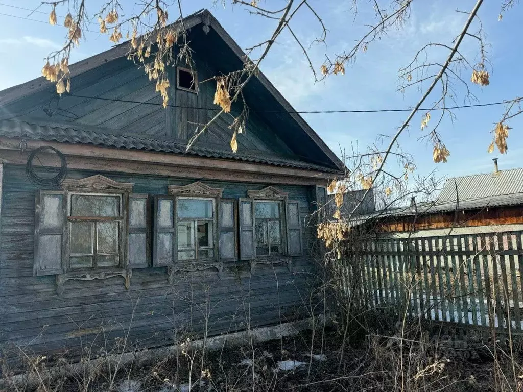Дом в Свердловская область, Артемовский Рабочая ул., 38 (57 м) - Фото 0