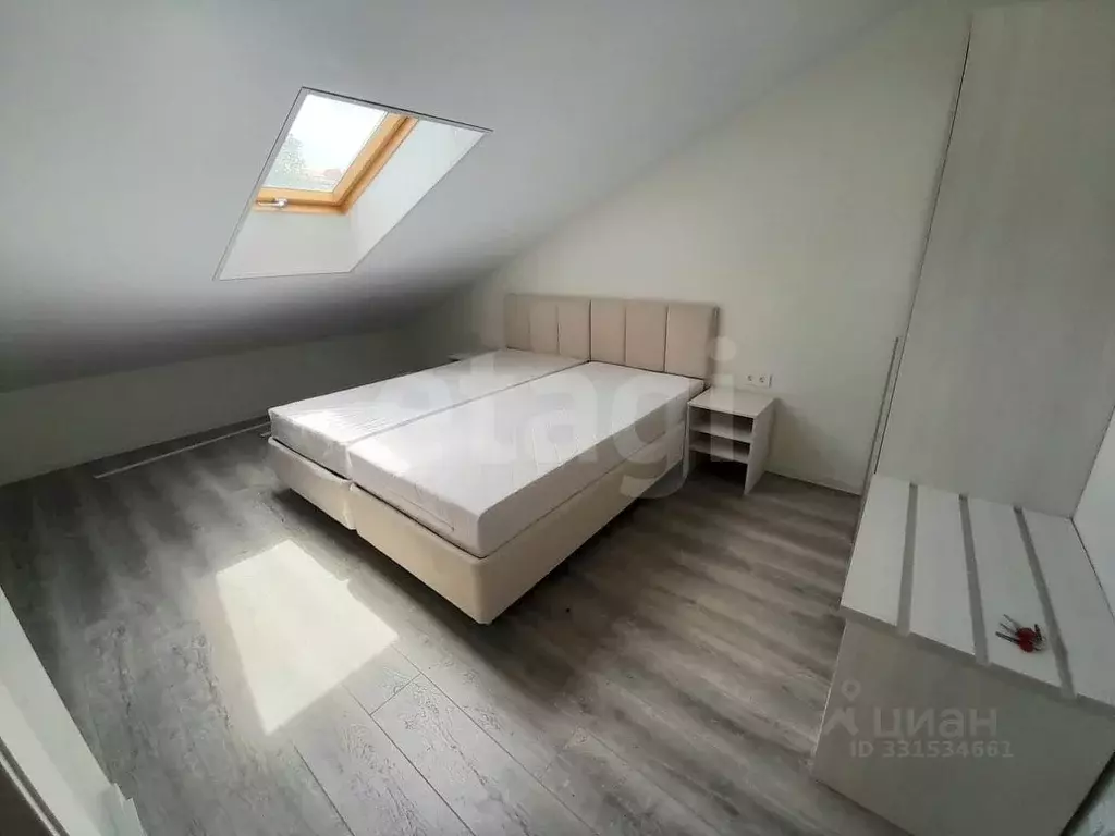 Дом в Севастополь ул. Ефремова, 17Б (300 м) - Фото 1
