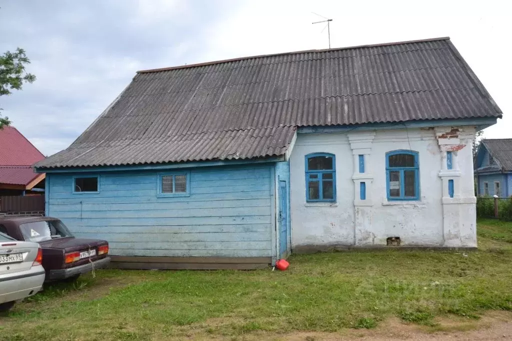 Дом в Тверская область, Осташковский городской округ, д. Заплавье  (30 ... - Фото 1