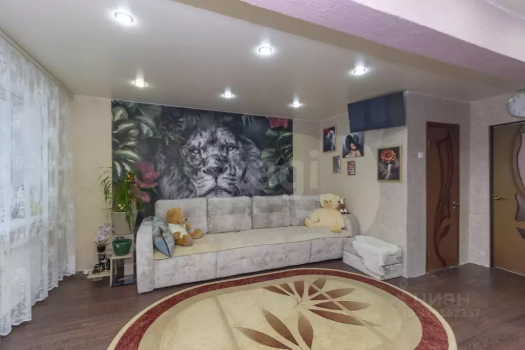 2-к кв. Омская область, Омск ул. Дианова, 7В (57.0 м) - Фото 1