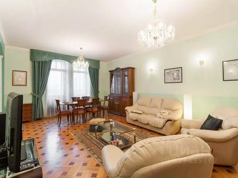 3-к кв. Москва Тверская ул., 28к2 (142.0 м) - Фото 1